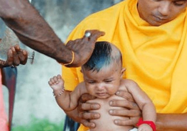 बच्चों का मुंडन करवाना क्यों होता है जरूरी? बाल कटवाने के लिए ये दिन होते हैं सबसे शुभ बच्चों का मुंडन करवाना क्यों होता है जरूरी? बाल कटवाने के लिए ये दिन होते हैं सबसे शुभ