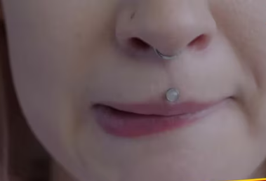 होंठों को सिकोड़ना अपने आप नहीं होता, आपकी पर्सनालिटी के बारे में बताता है 7 बातें होंठों को सिकोड़ना अपने आप नहीं होता, आपकी पर्सनालिटी के बारे में बताता है 7 बातें