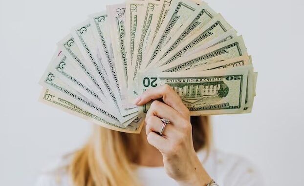 ‘सबसे अमीर इंसान’ बनी महिला, एलन मस्क से 1 लाख गुना ज्यादा धनवान ‘सबसे अमीर इंसान’ बनी महिला, एलन मस्क से 1 लाख गुना ज्यादा धनवान