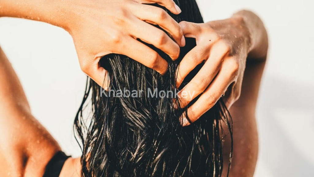 साल में सिर्फ एक बार बाल धोती है ये महिला, 10 साल में हुआ इतना डैमेज, देखते ही पार्लर वालों का खुला रह गया मुंह! साल में सिर्फ एक बार बाल धोती है ये महिला, 10 साल में हुआ इतना डैमेज, देखते ही पार्लर वालों का खुला रह गया मुंह!