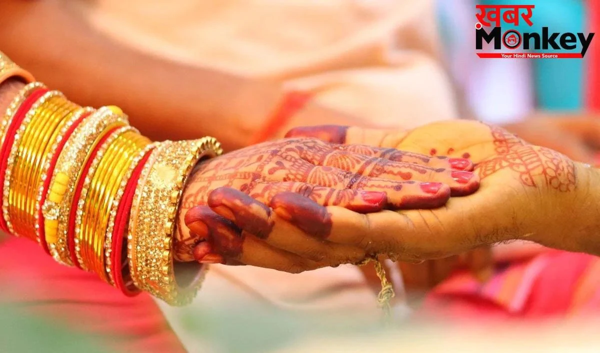 मेहंदी का रंग भी नहीं उतरा था और उजड़ गया सुहाग… शादी के चंद घंटों बाद दूल्हे की दर्दनाक मौत, लाश के साथ 5 घंटे तक तड़पती रही दुल्हन! मेहंदी का रंग भी नहीं उतरा था और उजड़ गया सुहाग… शादी के चंद घंटों बाद दूल्हे की दर्दनाक मौत, लाश के साथ 5 घंटे तक तड़पती रही दुल्हन!