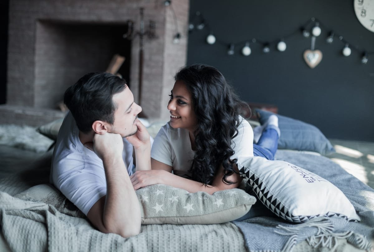 men initiate physical relationship 3 times more than women study says